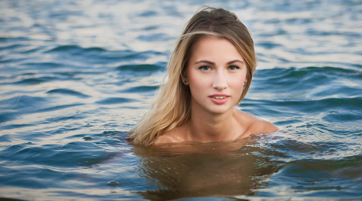 The Beach Glow Myth: What Saltwater Really Does for Acne (And What Works Better)