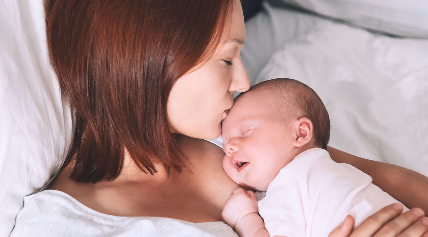 Nourishing You, Protecting Your Baby: A Guide to Breastfeeding-Safe Skincare