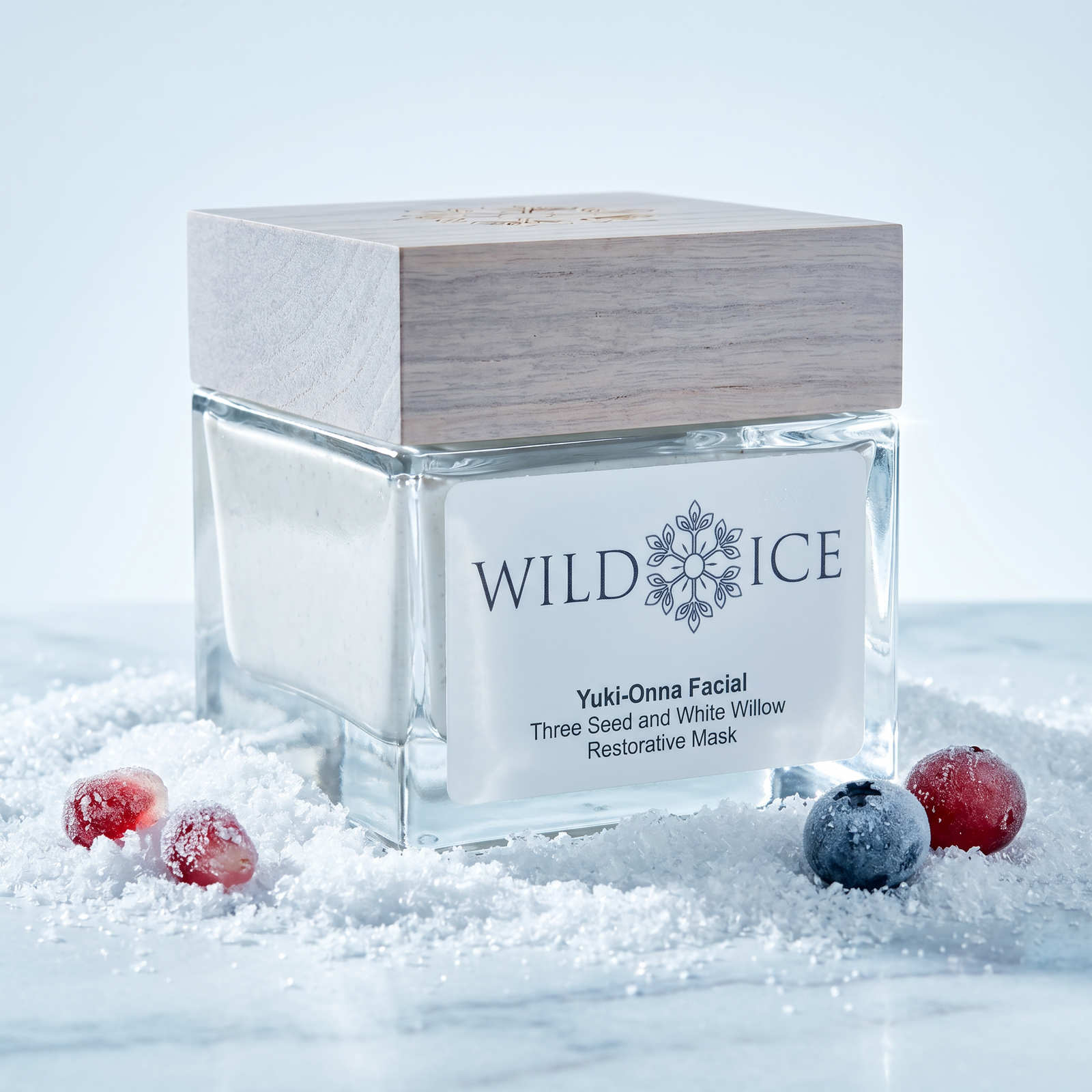 Yuki-Onna jar presentation, lid on