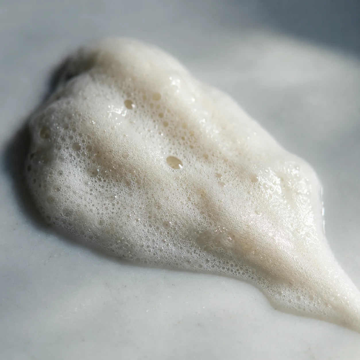 Laurel soap lather